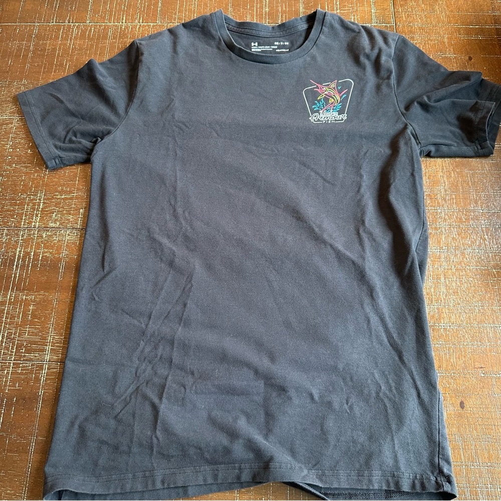 Men’s Under Armour Shirt